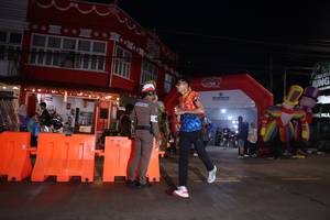 BIB: 
                            <button type="button" onclick="openModal(26221920)" class="btn btn-primary btn-sm float-right btn-popup" data-toggle="modal" data-target=".modal-high-quality">
                        <i class="fas fa-shopping-cart"></i> Add to Cart
                    </button>
                                            <button type="button" onclick="isThisMe(26221920, true)" class="btn btn-success btn-sm float-right btn-popup btn-isme hidden" data-toggle="tooltip" data-placement="bottom" title="นี่คือรูปของคุณใช่ไหม คลิกที่นี่เพื่อเอาเข้าอัลบั้ม">
                        <i class="fas fa-plus"></i> Add to album
                    </button>
                    <button type="button" onclick="isThisMe(26221920, false)" class="btn btn-warning btn-sm float-right btn-popup btn-isnotme hidden">
                        <i class="fas fa-ban"></i> Remove from album
                    </button>